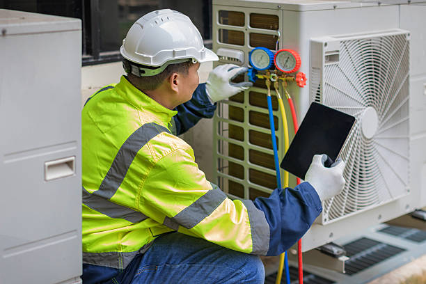 Professional Hvac Installation technician working in Parker, TX